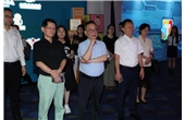 浙江省委统战部常务副部长徐旭一行莅临爱游戏网参观调研
